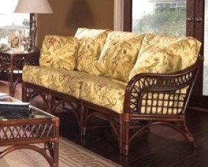 Classic Rattan Caliente Sofa