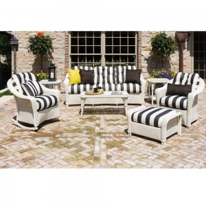 Lloyd Flanders Reflections Wicker Sofa and Lounge Chair Patio Set